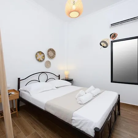 Nina's Family House Apartment