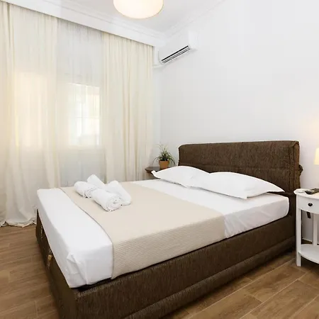 Nina's Family House Apartment *